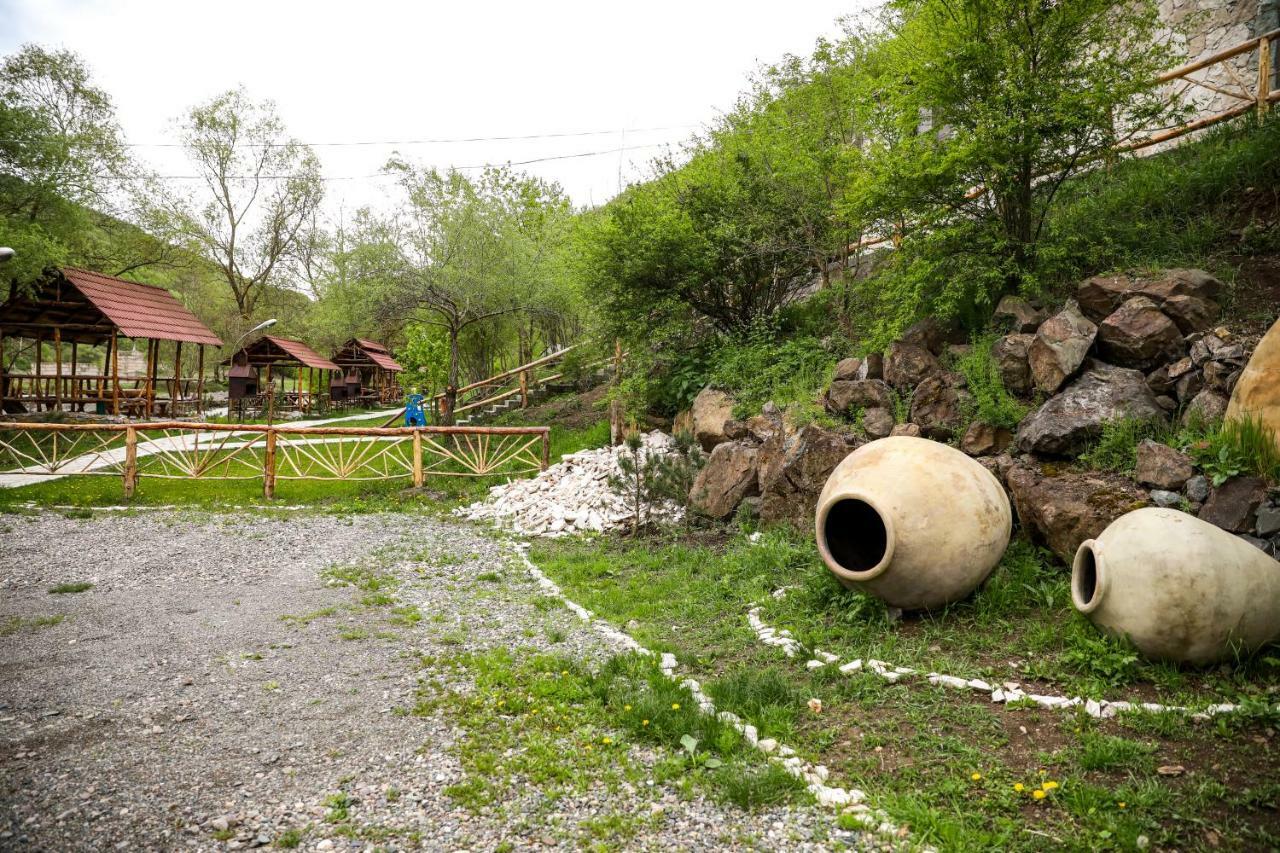 Belveder Eco Resort Dilidzjan Buitenkant foto